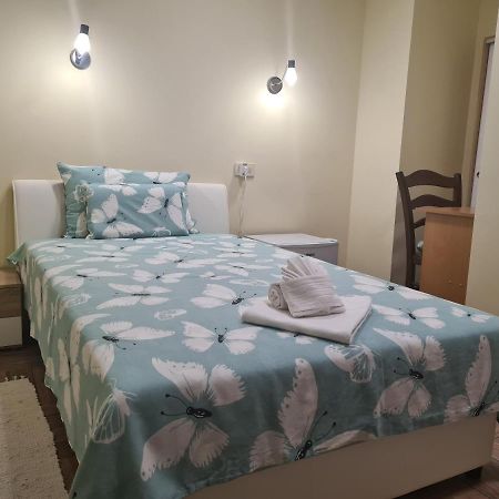 Slatki Snovi II Hotel Knin Kültér fotó