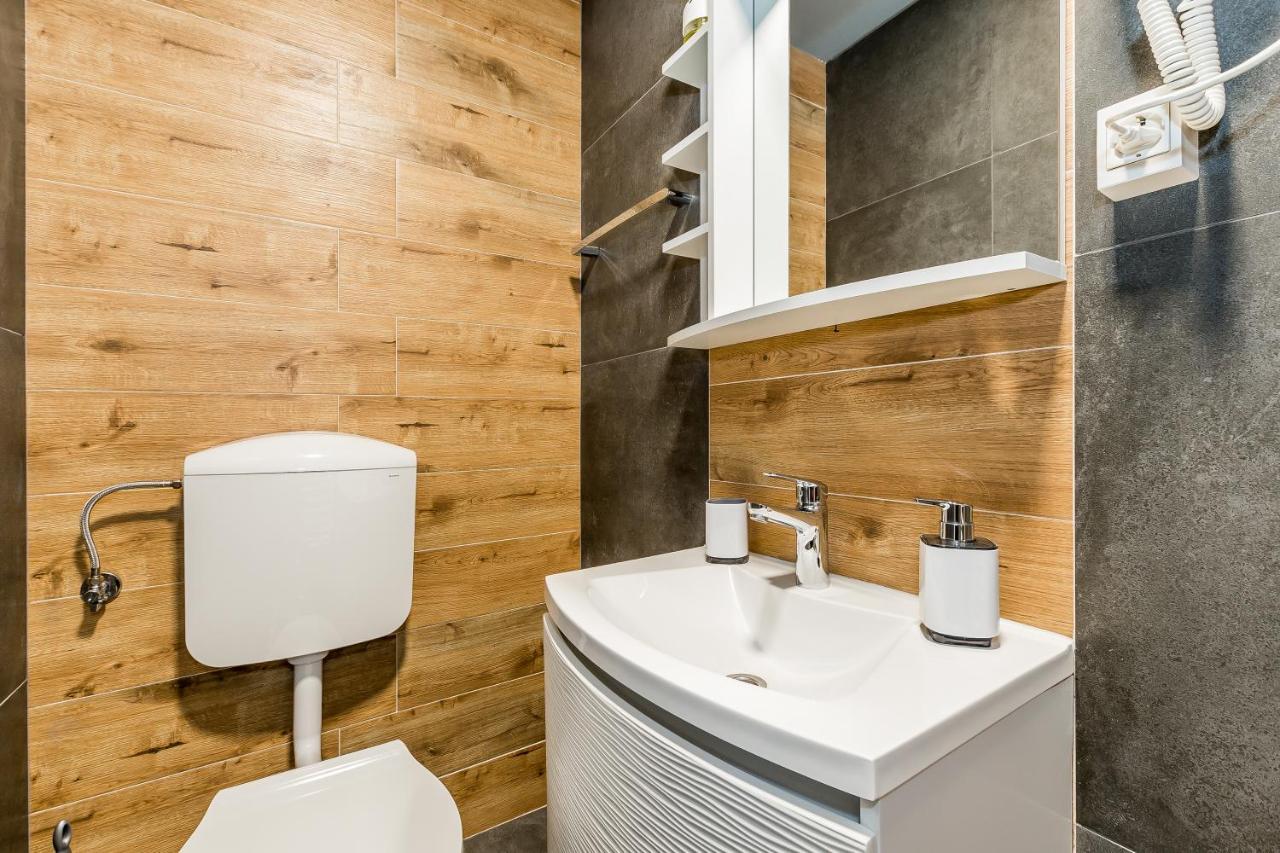 Slatki Snovi II Hotel Knin Kültér fotó