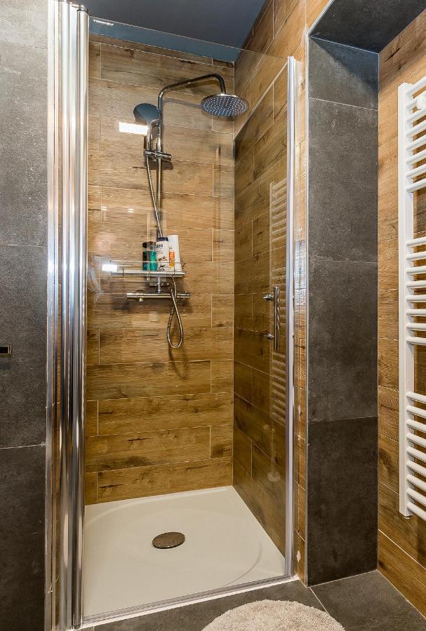 Slatki Snovi II Hotel Knin Kültér fotó
